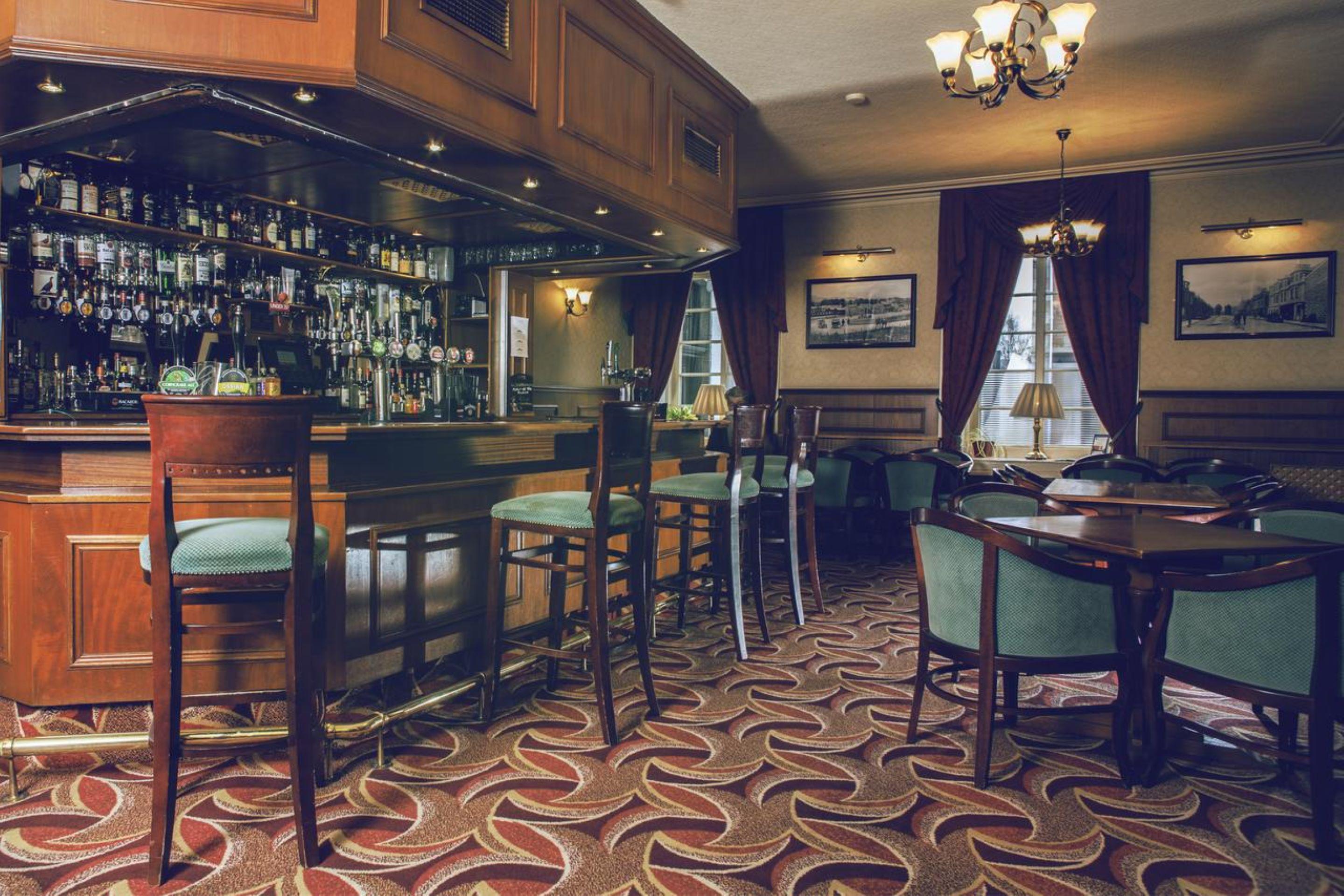 Burnett Arms Hotel Банхорі Екстер'єр фото